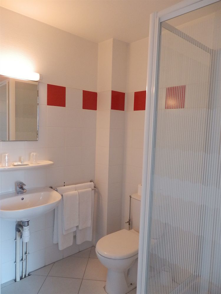 Le Comte Rouge Hotel Thonon-les-Bains Exterior photo